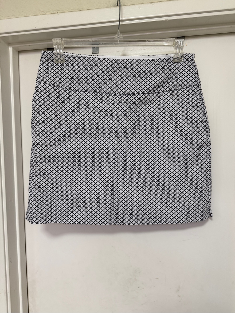 UP! Women's Tummy Control Skort black/white - size M golf/tennis